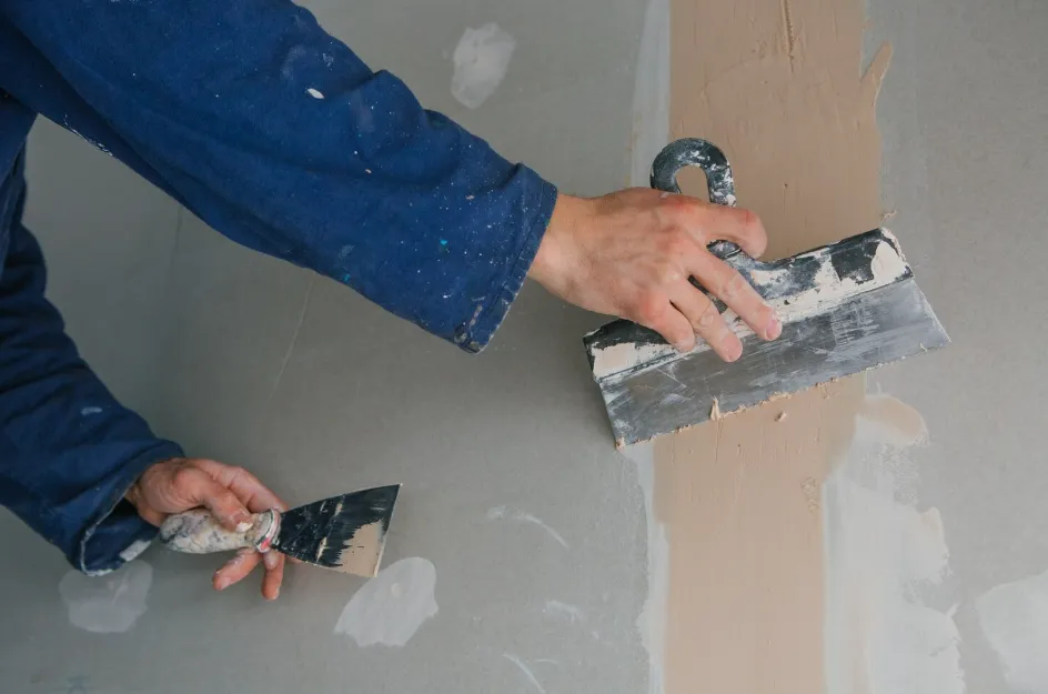 Drywall Crack Repair